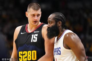 对战的足球 对战的足球